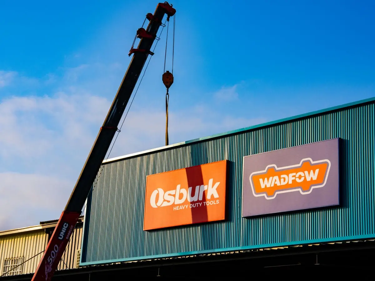 TOTAL工具旗艦店招牌DAY1 1