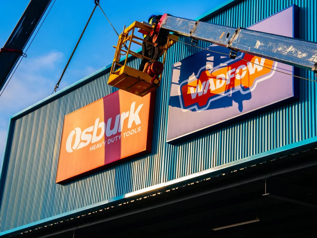 TOTAL工具旗艦店招牌DAY1 2