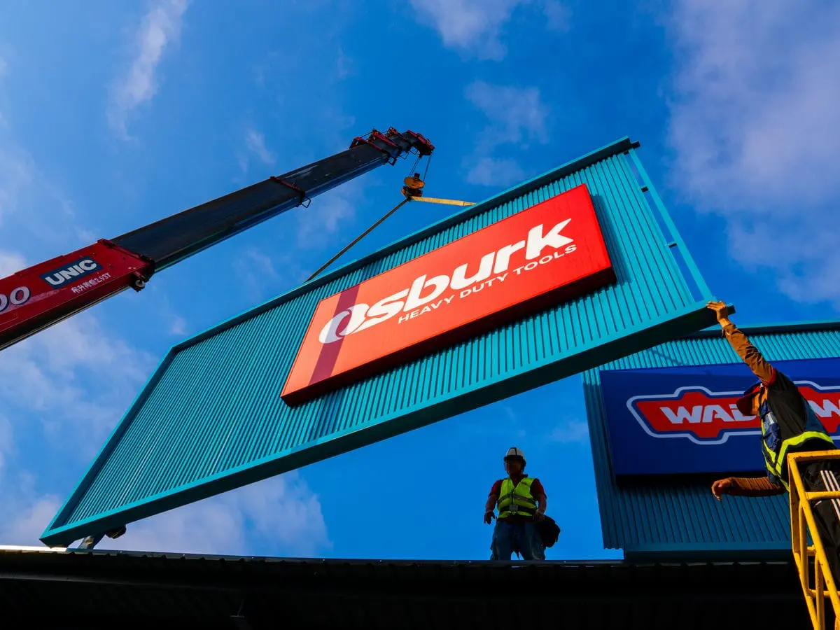 TOTAL工具旗艦店招牌DAY1 4