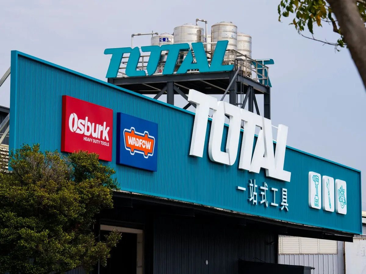 TOTAL工具旗艦店招牌DAY2 1