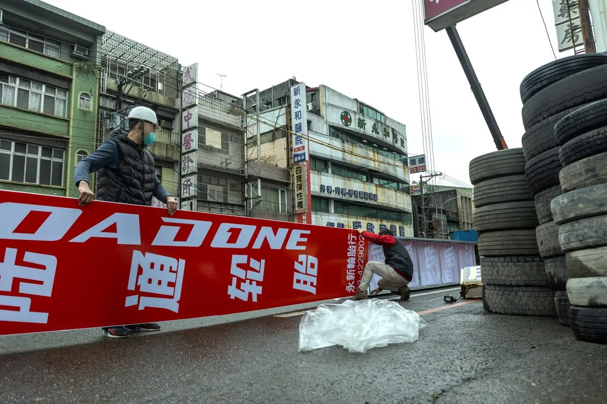 桃園陸通輪胎招牌 12