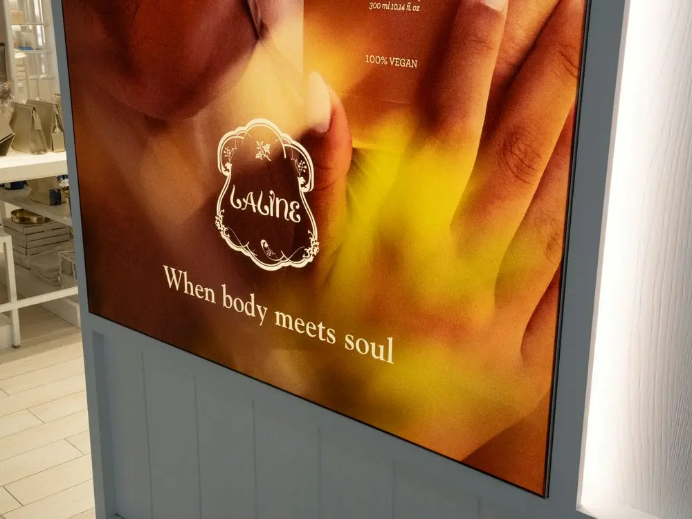 Laline南港Lalaport卡布燈箱 3