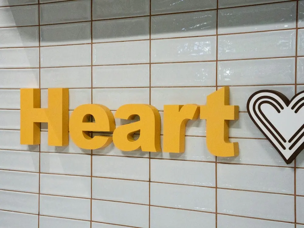 哈啾吉拿棒專賣店招牌 3