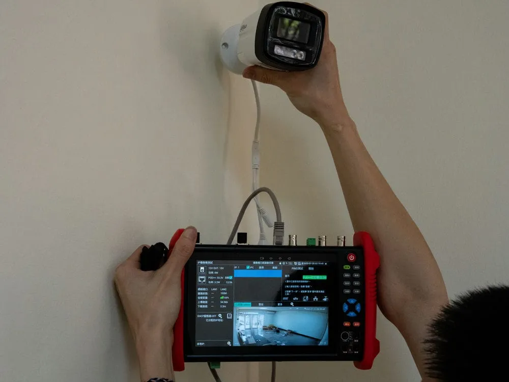 台中太平區富平路辦公室全彩夜視槍型網路監視器安裝 10