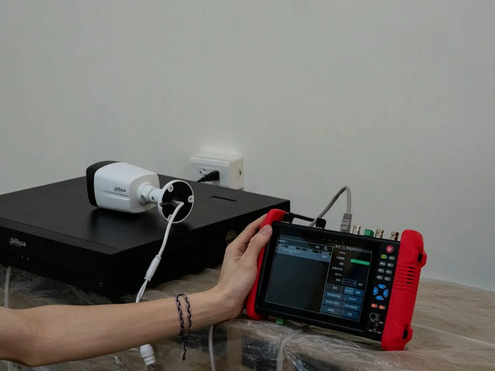 台中太平區富平路辦公室全彩夜視槍型網路監視器安裝 11