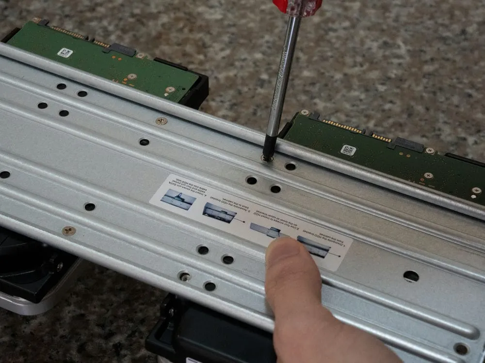 台中太平區富平路辦公室全彩夜視槍型網路監視器安裝 12