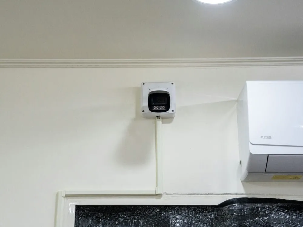 台中太平區富平路辦公室全彩夜視槍型網路監視器安裝 5