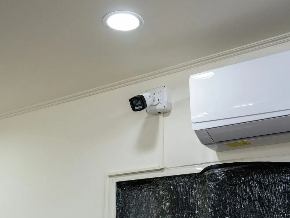 台中太平區富平路辦公室全彩夜視槍型網路監視器安裝 6