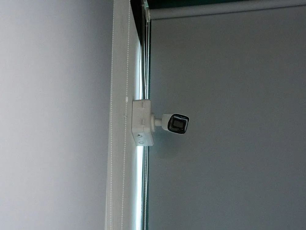 台中旱溪東路二段店面辦公室槍型紅外線網路監視器安裝 3