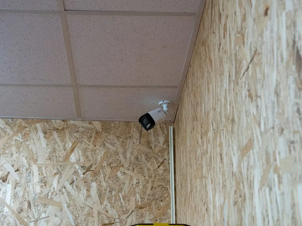 台中軍福十六路辦公室半球型+槍型網路監視器安裝 4