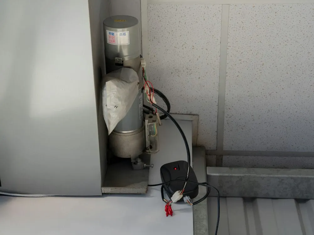 台中軍福十六路遠端鐵捲門安裝 1