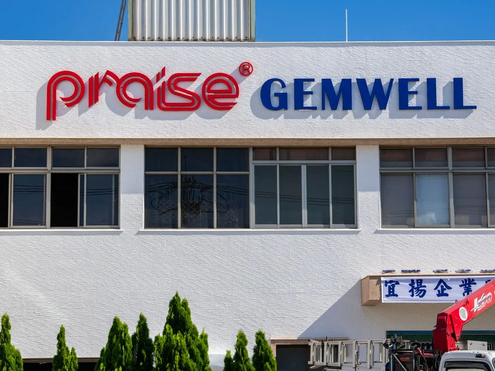 宜揚企業不銹鋼烤漆字總部招牌 14